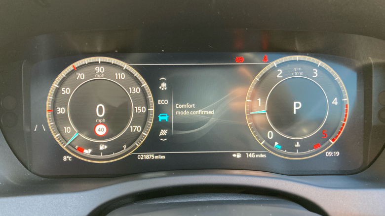 Jaguar XE 2.0 D200 R-Dynamic SE Black 4dr Auto Diesel Saloon